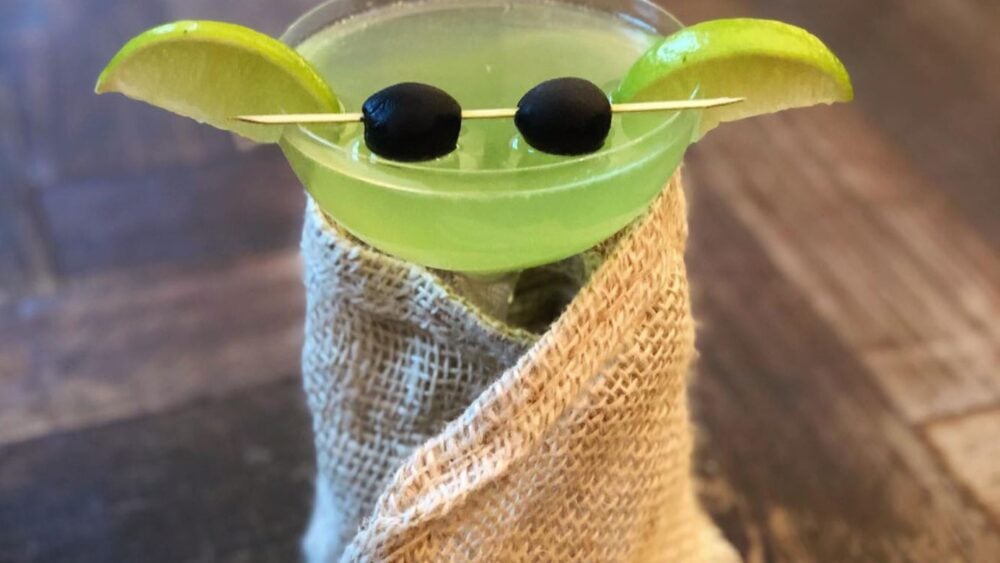 Baby Yoda cocktail