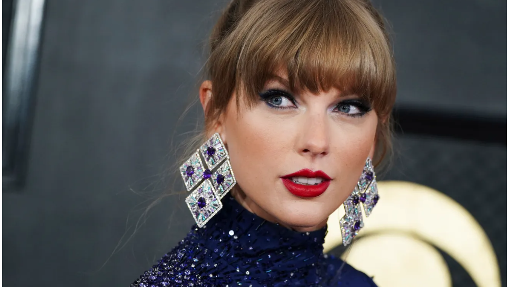 Apple Awards Taylor Swift! The 2023 Artist of The Year Named Today